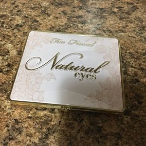 Too faced Natural Eyes Palette